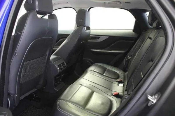 2018 Jaguar F-Pace - Image 10 of 12