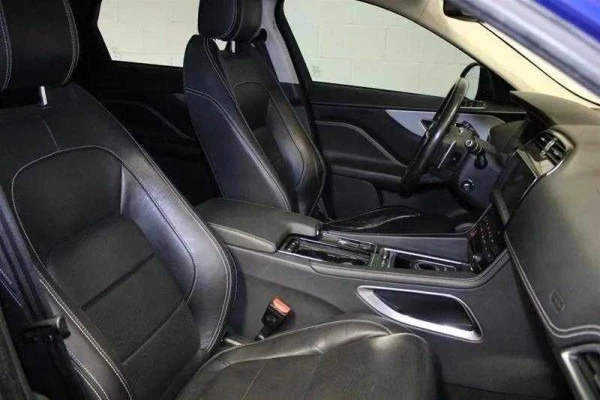 2018 Jaguar F-Pace - Image 11 of 12
