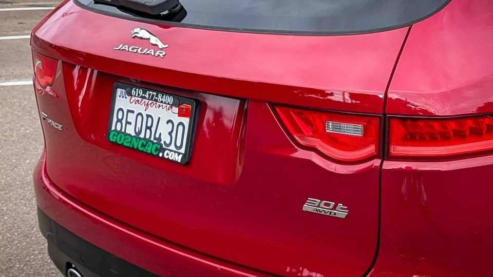 2018 Jaguar F-Pace - Image 14 of 14