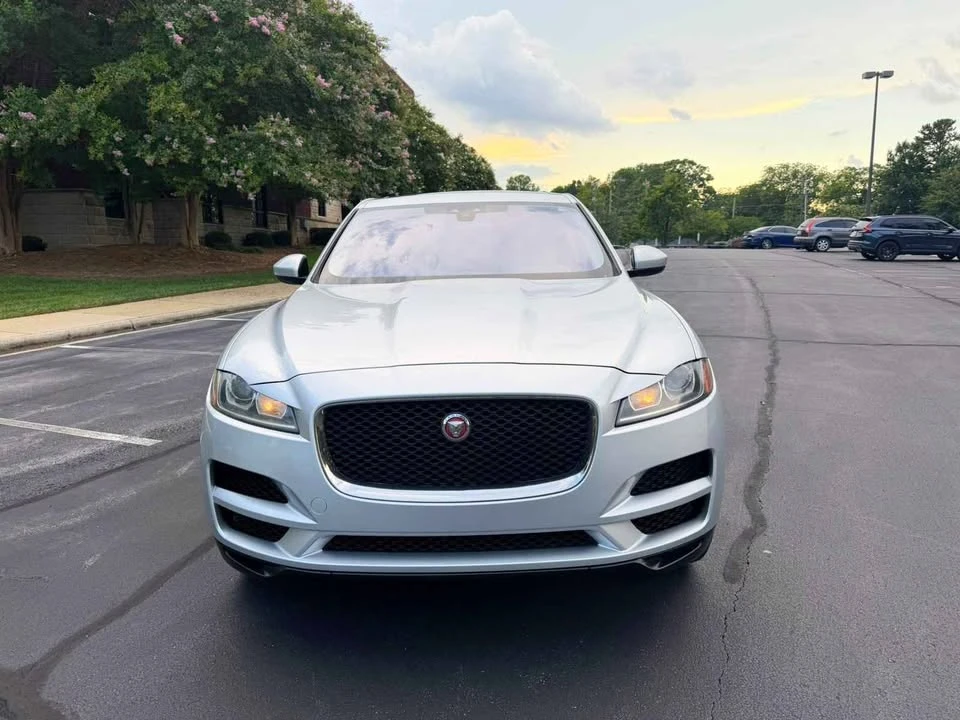 2018 Jaguar F-Pace - Image 5 of 17