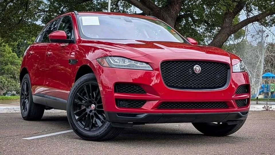 2018 Jaguar F-Pace - Image 2 of 14
