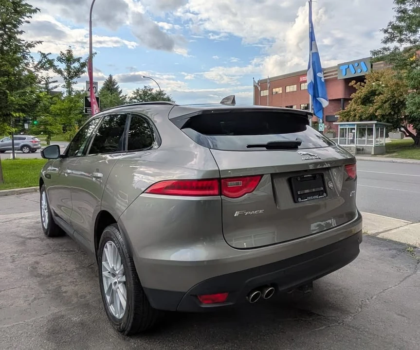 2018 Jaguar F-Pace - Image 5 of 19