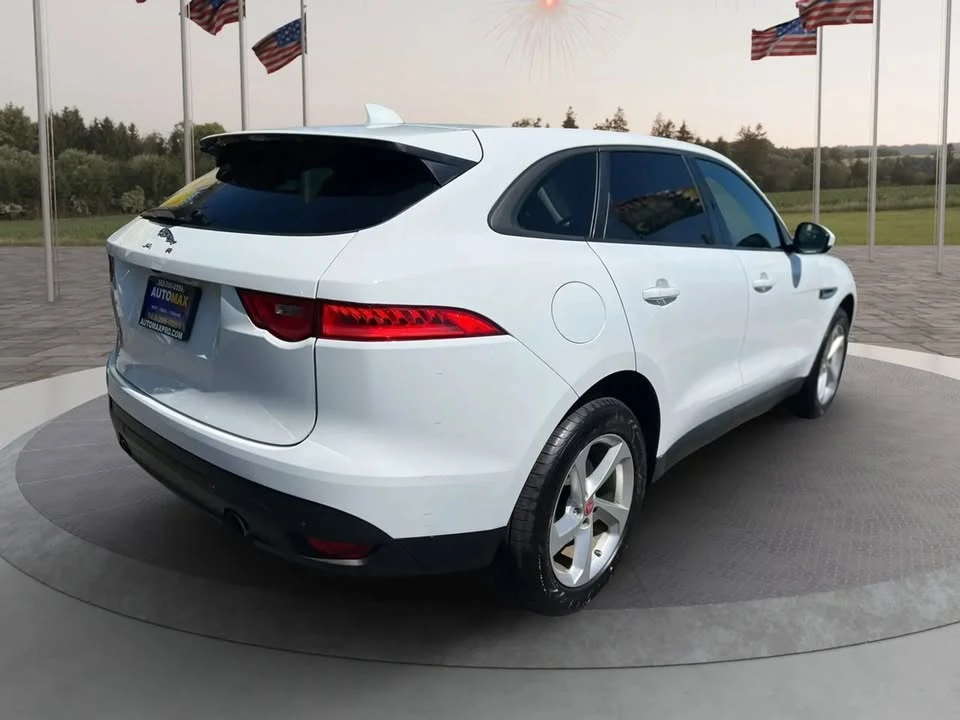 2018 Jaguar F-Pace - Image 17 of 20
