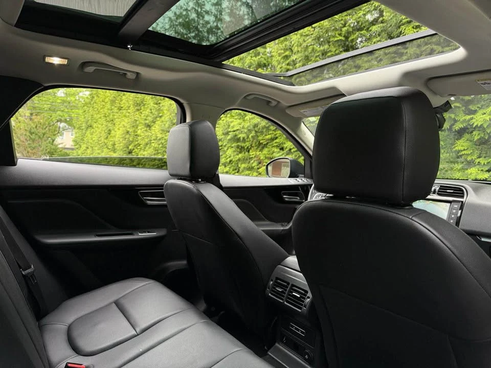 2018 Jaguar F-Pace - Image 11 of 20