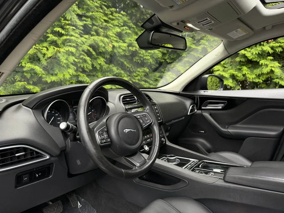 2018 Jaguar F-Pace - Image 7 of 20