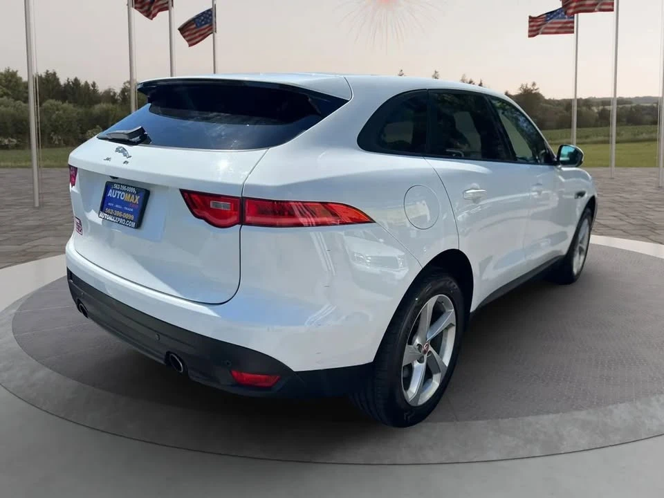 2018 Jaguar F-Pace - Image 9 of 20