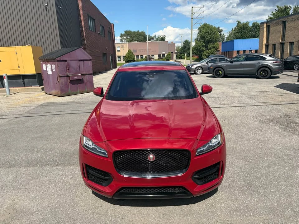 2018 Jaguar F-Pace - Image 2 of 18