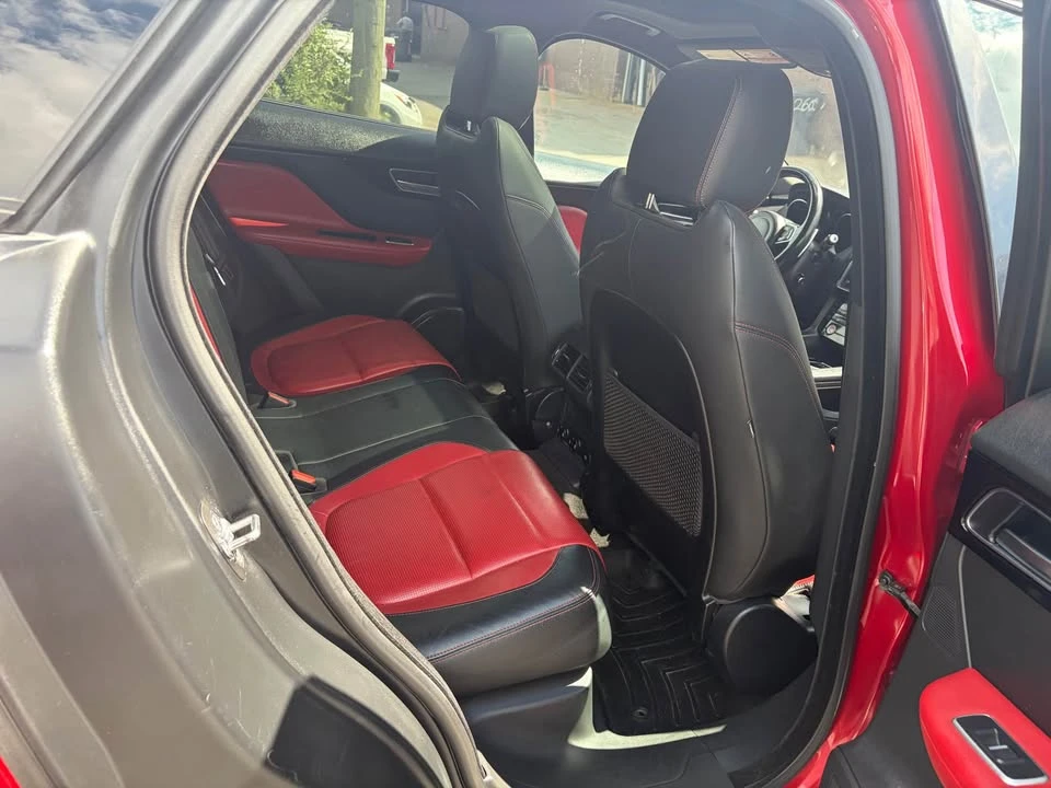 2018 Jaguar F-Pace - Image 13 of 18