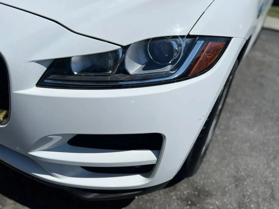 2018 Jaguar F-Pace - Image 4 of 20