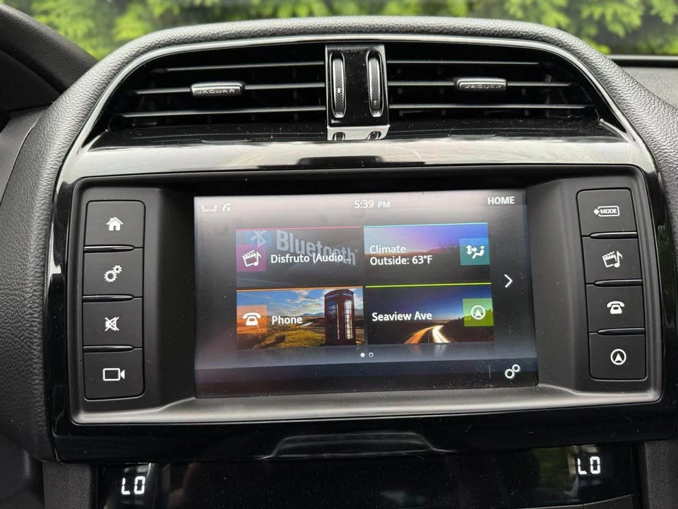 2018 Jaguar F-Pace - Image 18 of 20