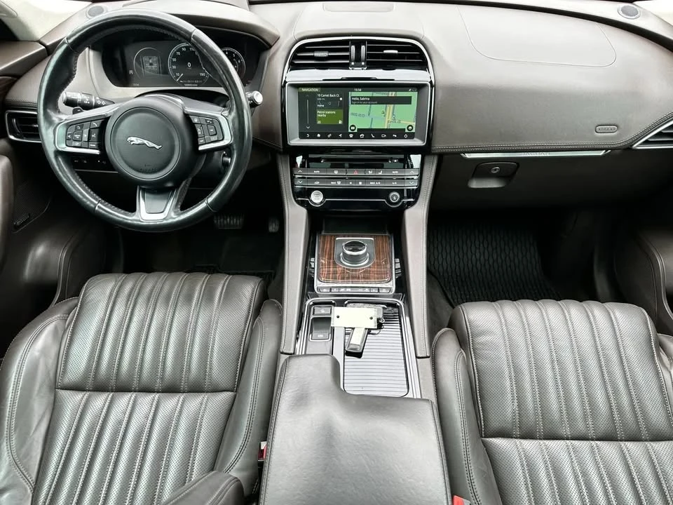 2018 Jaguar F-Pace - Image 19 of 20