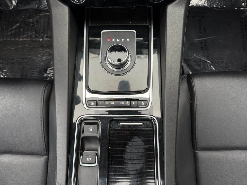 2018 Jaguar F-Pace - Image 19 of 20