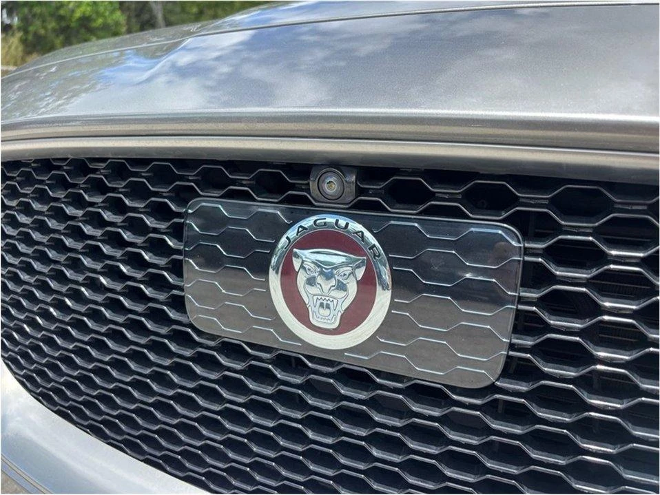 2018 Jaguar F-Pace - Image 15 of 20