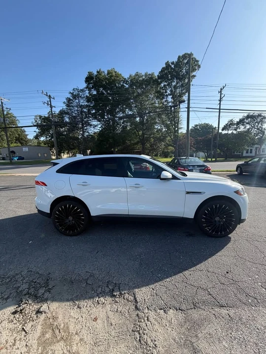 2018 Jaguar F-Pace - Image 3 of 14