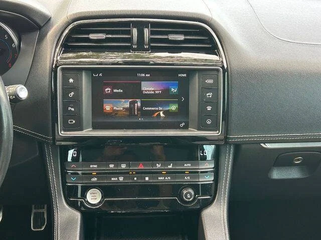 2018 Jaguar F-Pace - Image 13 of 20