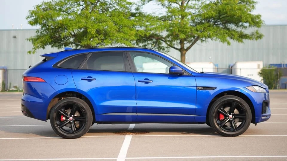 2018 Jaguar F-Pace - Image 2 of 6