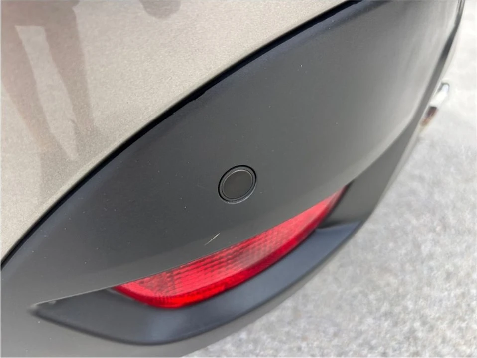 2018 Jaguar F-Pace - Image 17 of 20