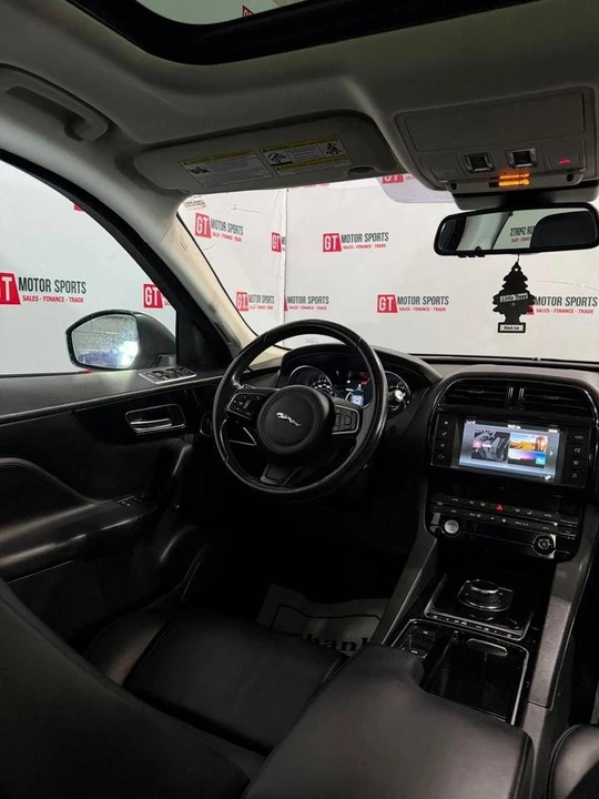2018 Jaguar F-Pace - Image 10 of 20