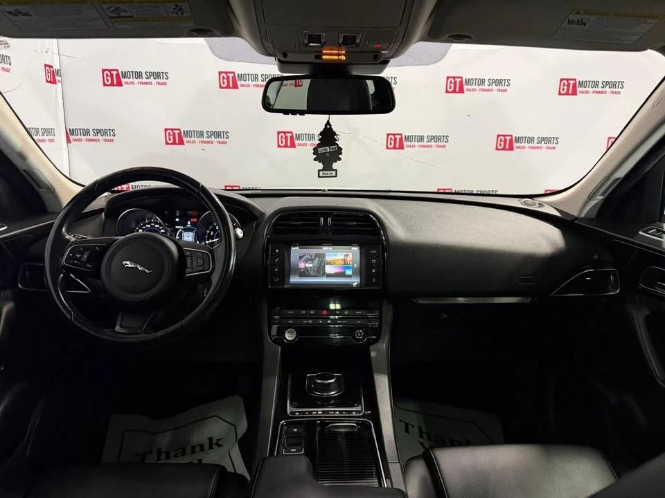 2018 Jaguar F-Pace - Image 9 of 20
