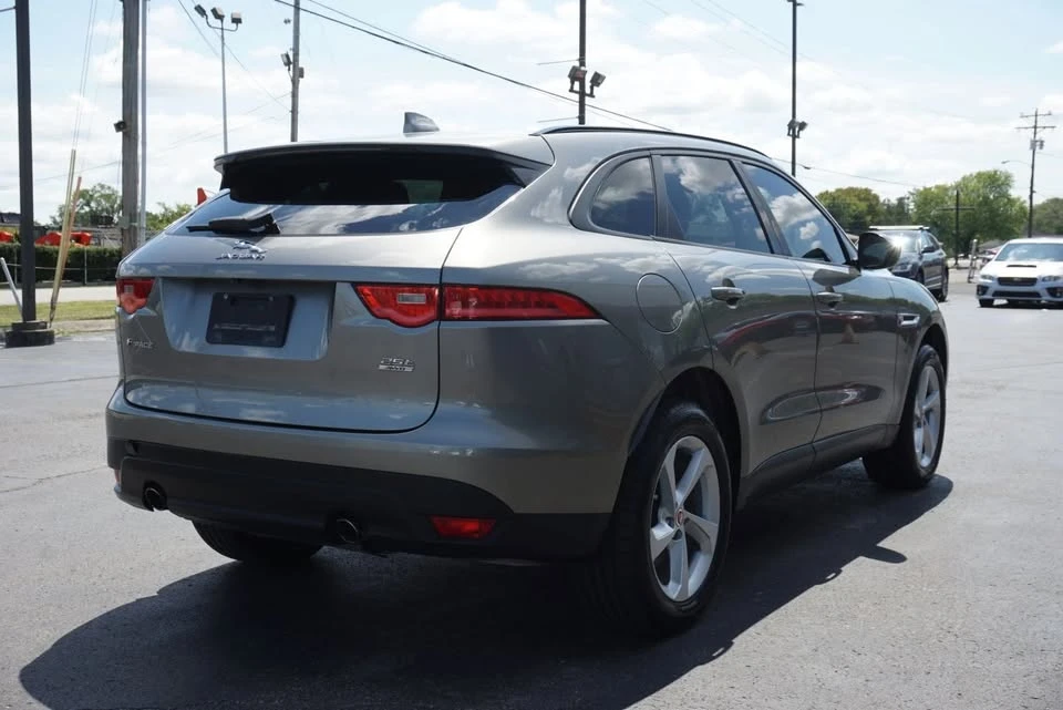 2018 Jaguar F-Pace - Image 5 of 20