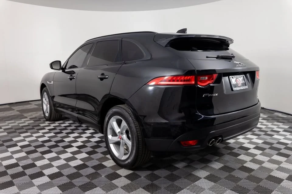 2018 Jaguar F-Pace - Image 4 of 20