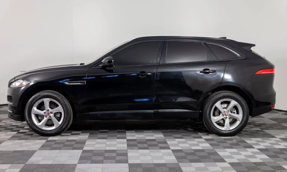 2018 Jaguar F-Pace - Image 3 of 20