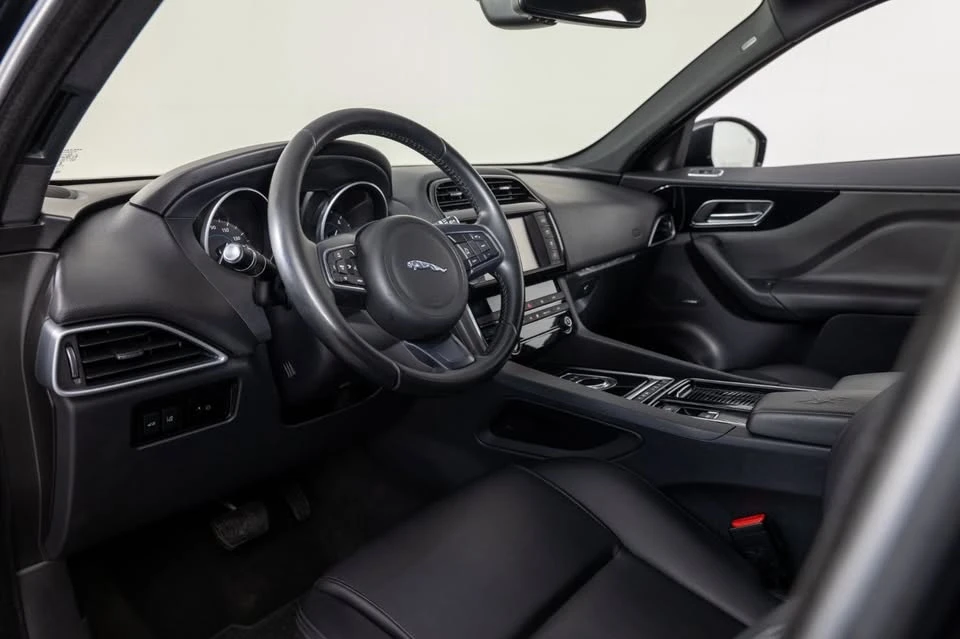 2018 Jaguar F-Pace - Image 12 of 20