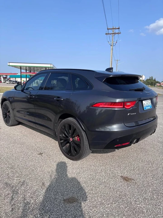 2018 Jaguar F-Pace - Image 3 of 12