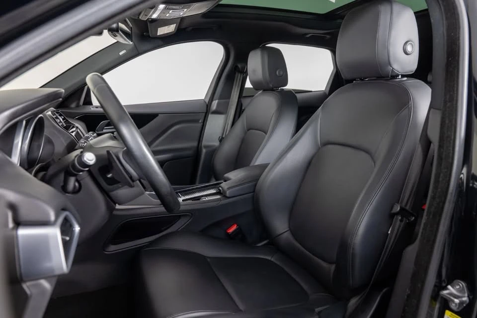 2018 Jaguar F-Pace - Image 15 of 20