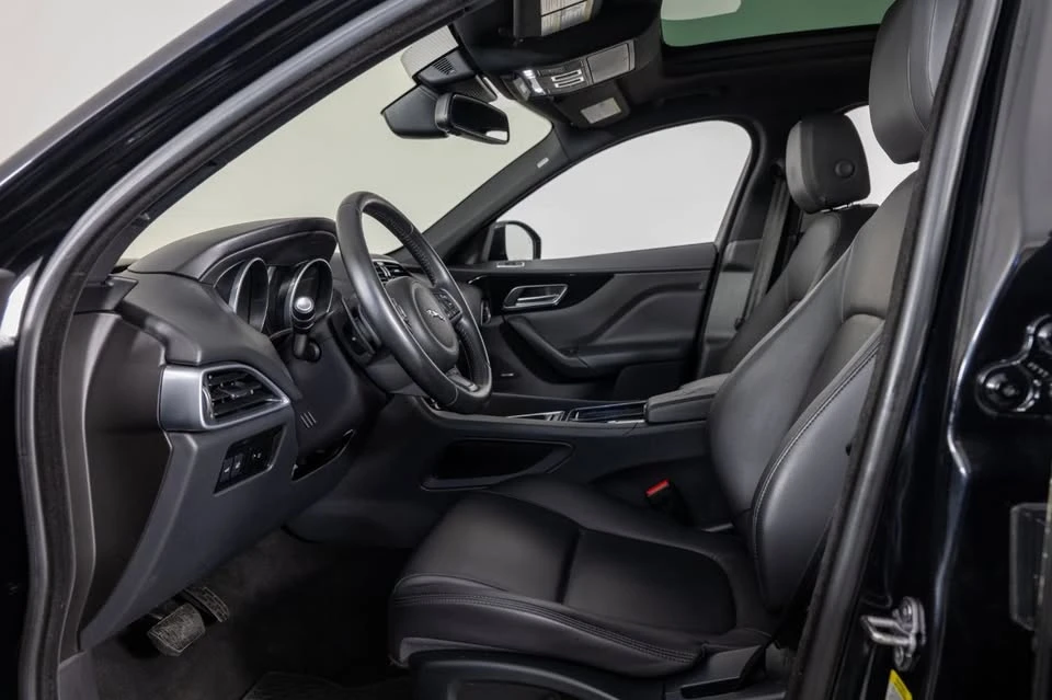 2018 Jaguar F-Pace - Image 13 of 20
