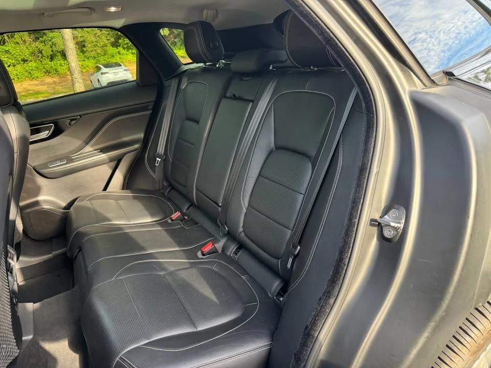 2018 Jaguar F-Pace - Image 17 of 20