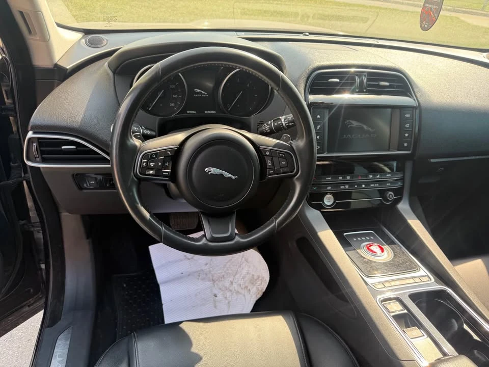 2018 Jaguar F-Pace - Image 5 of 7