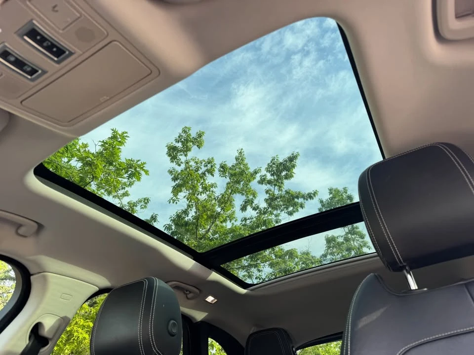 2018 Jaguar F-Pace - Image 16 of 20