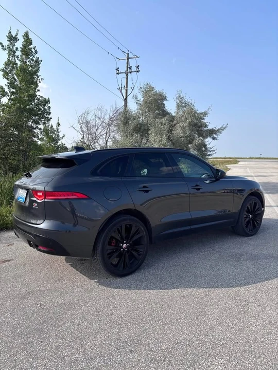 2018 Jaguar F-Pace - Image 8 of 12