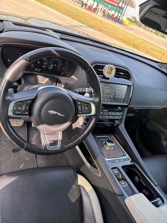2018 Jaguar F-Pace - Image 12 of 12