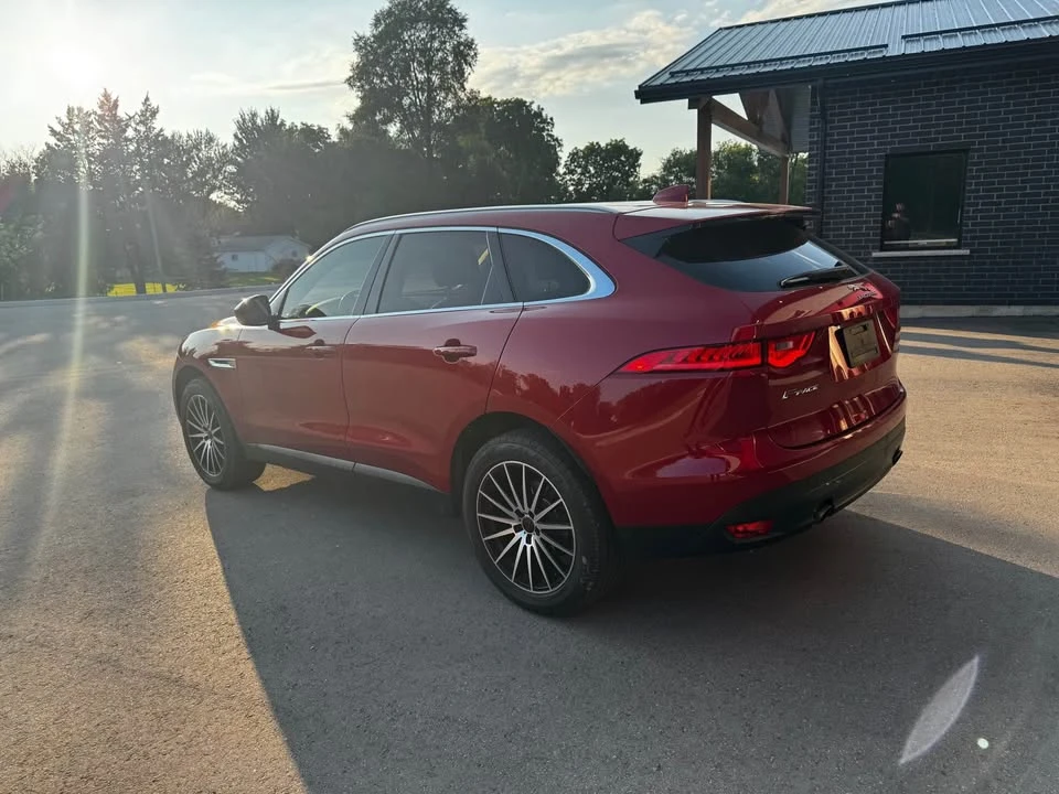 2018 Jaguar F-Pace - Image 3 of 12
