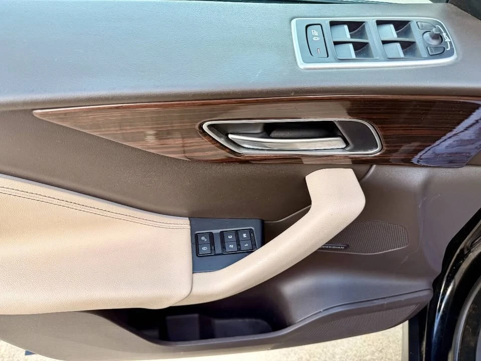 2018 Jaguar F-Pace - Image 16 of 20