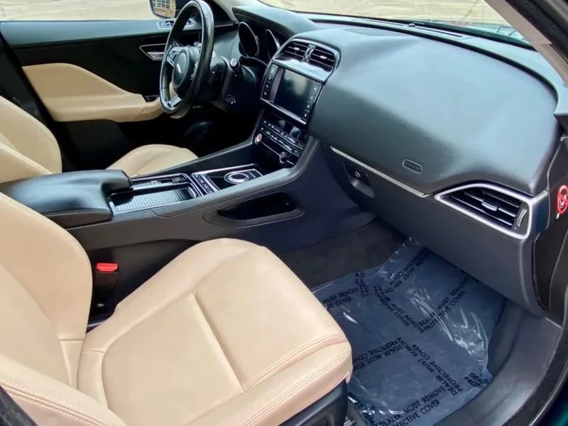 2018 Jaguar F-Pace - Image 12 of 20