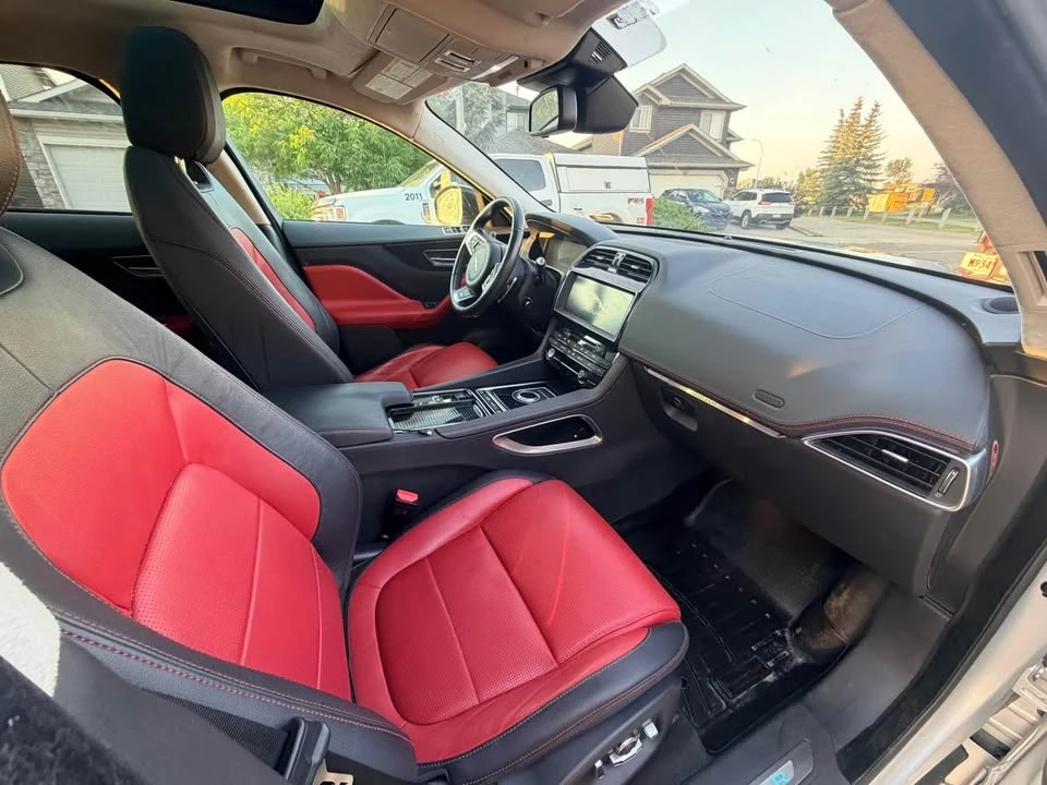 2018 Jaguar F-Pace - Image 8 of 10