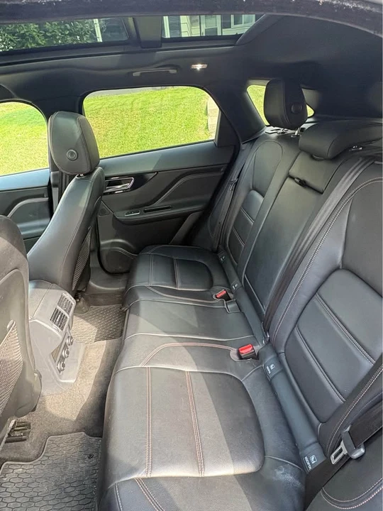 2018 Jaguar F-Pace - Image 6 of 10