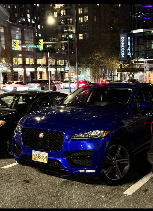 2018 Jaguar F-Pace - Image 2 of 4