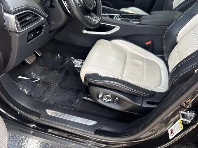 2018 Jaguar F-Pace - Image 18 of 20