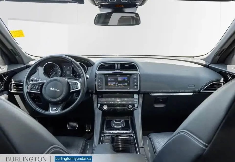 2018 Jaguar F-Pace - Image 3 of 18