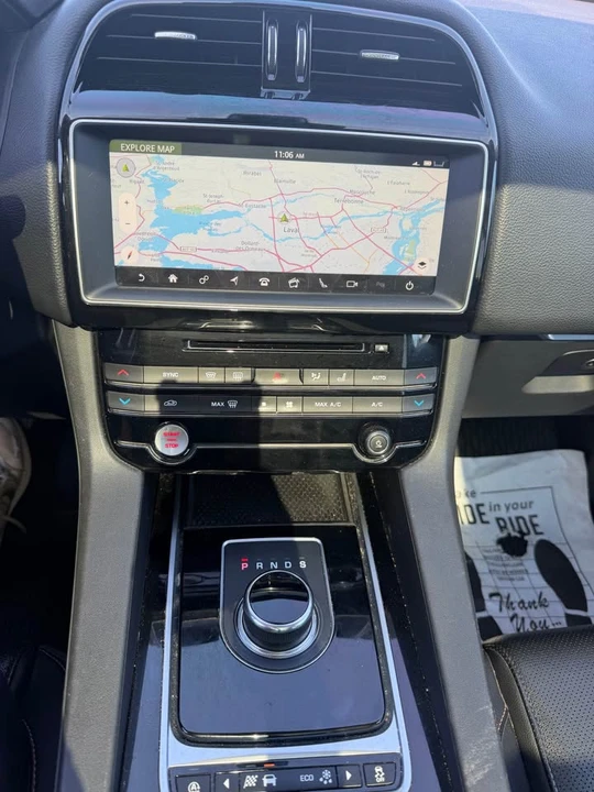 2018 Jaguar F-Pace - Image 10 of 11