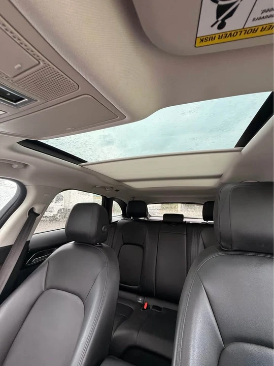 2018 Jaguar F-Pace - Image 9 of 13