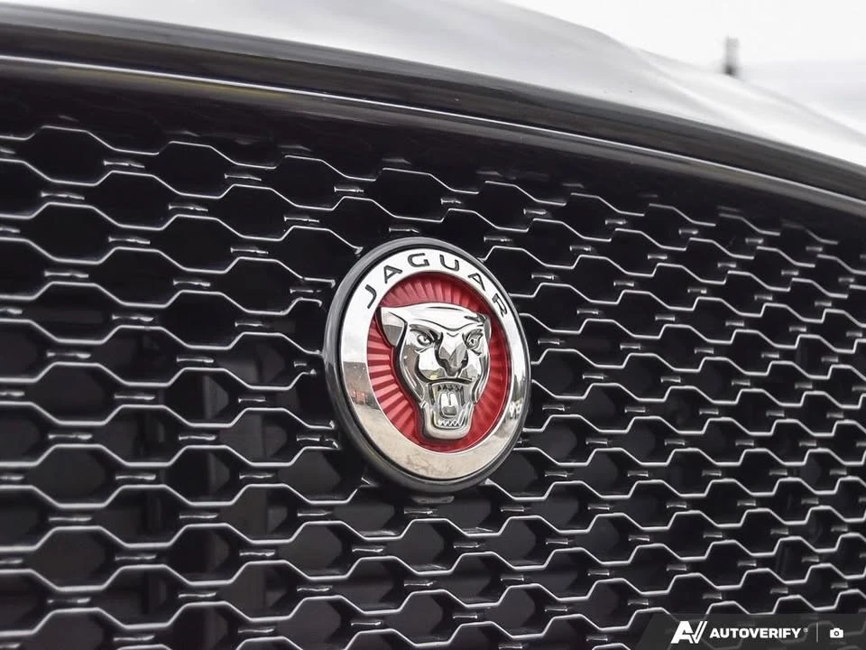 2018 Jaguar F-Pace - Image 9 of 20