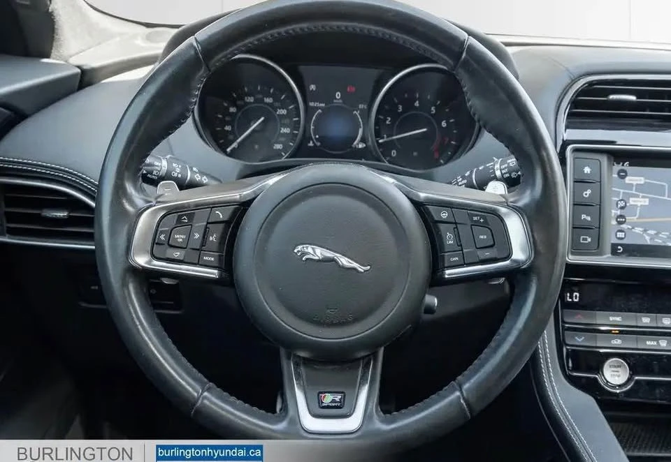 2018 Jaguar F-Pace - Image 12 of 18