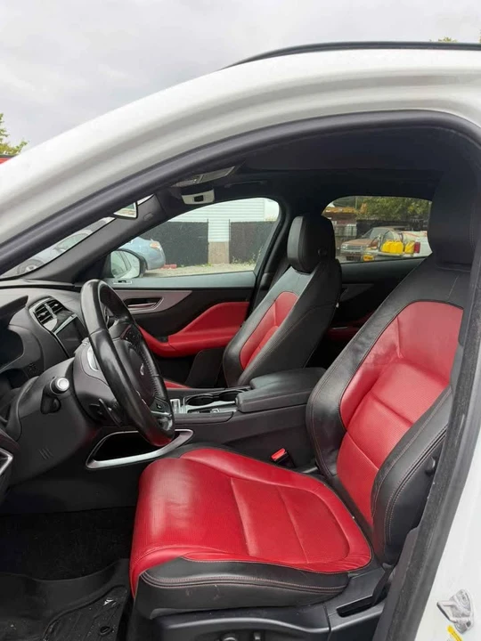 2018 Jaguar F-Pace - Image 8 of 11