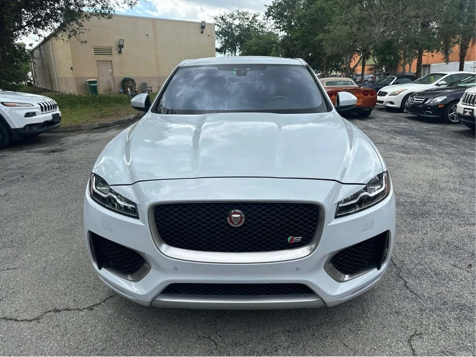 2018 Jaguar F-Pace - Image 7 of 20