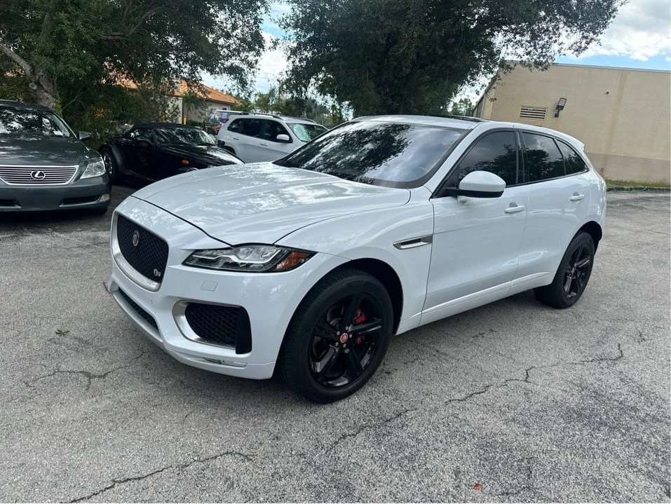 2018 Jaguar F-Pace - Image 8 of 20